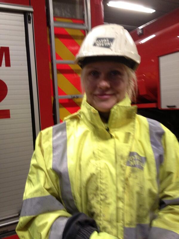 khamborg's tweet image. Horsens Folkeblad klar til at rykke ud med Brand og Redning til flere væltede træer.  #hsfovejr