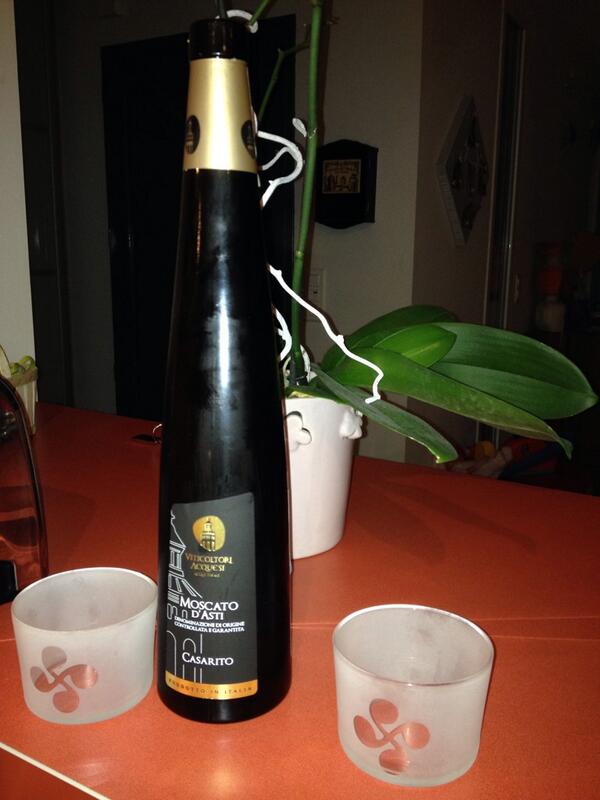 BouillouxJ's tweet photo. À la vôtre @lolo01071972 @CedricLarrieu @PierreRechou @sandlys http://t.co/6uaAtjE4Hy