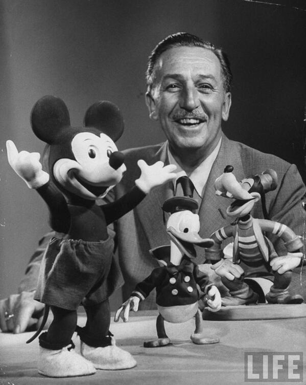NotesOnTheRoad's tweet photo. http://t.co/l5rjkmJyUb Happy birthday #WaltDisney! #Disney #animation #film #DisneyWorld #Disneyland http://t.co/JI0T3idz8d