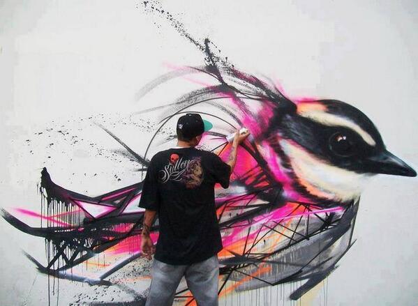 GeneralPorn's tweet photo. Who said graffiti isn't art? http://t.co/3TXmezhCf3