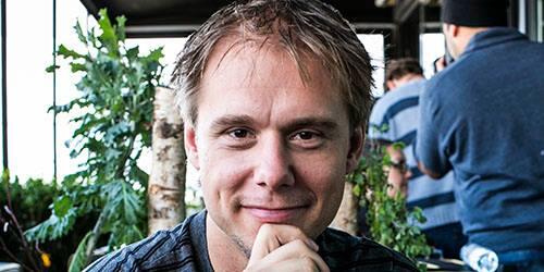 EDMDunyasi's tweet image. #ASOT642 
ARMINVANBUUREN