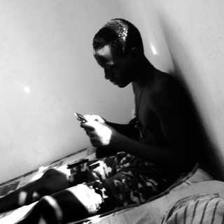 TeenagersAge's tweet photo. Chilling making money @VEACHEDAH http://t.co/pShufkevEM