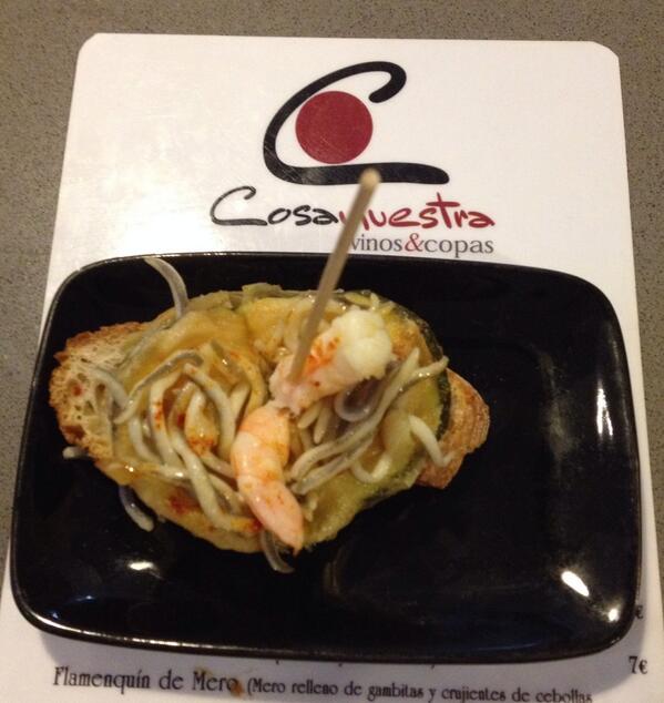 Cosanuestrateba's tweet photo. Montadito de gulas, langostino y calabacín #RutadelaTapaTeba http://t.co/yHgoDibAEa