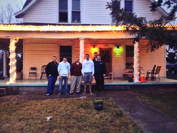 EKUKappaSigma's tweet image. Ringing in the season with some christmas decoration.  #MiniBrotherhood #MerryChristmas #NumberOneSecondToNone