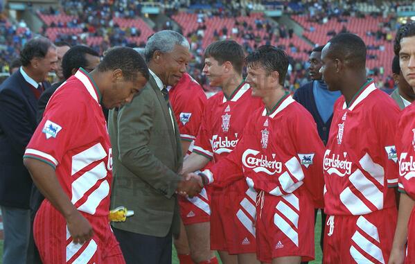 IDKopites's tweet photo. RIP Nelson Mandela #YNWA http://t.co/XmzHlVkSn7
