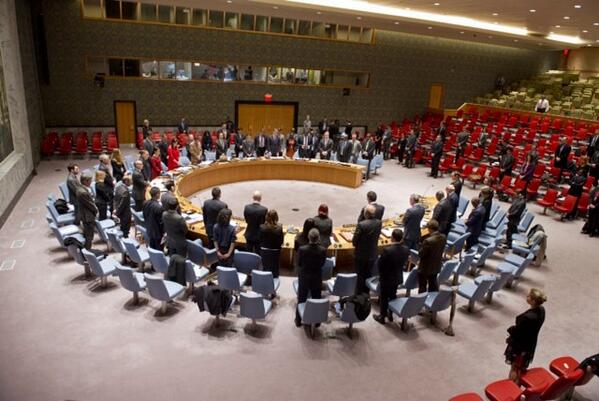 The #UN Security Council honoured Nelson Mandela with a moment of silence on Thursday.