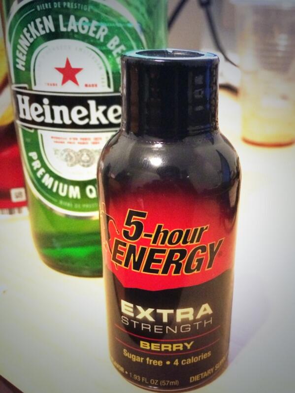 TeamBabylone's tweet photo. Produit made in USA, pas mieux pour rester reveillé ! #concoursnuitinfo3 #nuitinfo http://t.co/0PbPGdrzFg