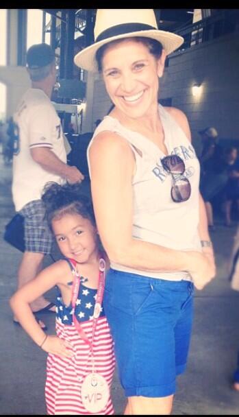 joannamlopez's tweet photo. Favorite part of the day... Celebrating @beckyhennesy birthday! We love you so much!!! http://t.co/vEWfs70NnP