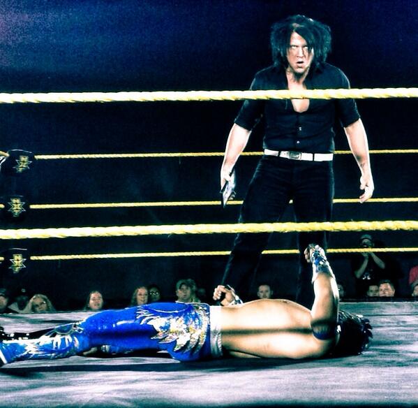 Sami Callihan Posts Photo of His New NXT Hacker Gimmick, Renee Young Reveals New Undertaker Statue (Video) BaxlYoUCYAEOPMI