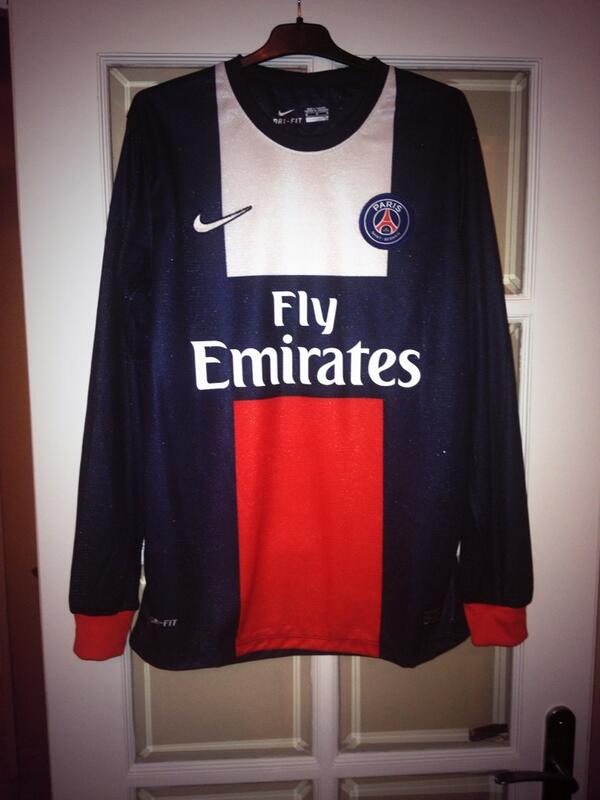 MathieuTF75's tweet image. Disponible en Taille M #PSG #Paris