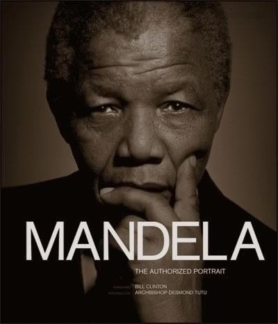 As we bid farewell to our beloved hero who gave us honour, peace &amp; humility. Long live his legacy... RIP #Madiba