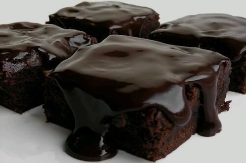LessionOfLife's tweet photo. I LOVE BROWNIES! #FoodPorn http://t.co/p8uswCSo6K