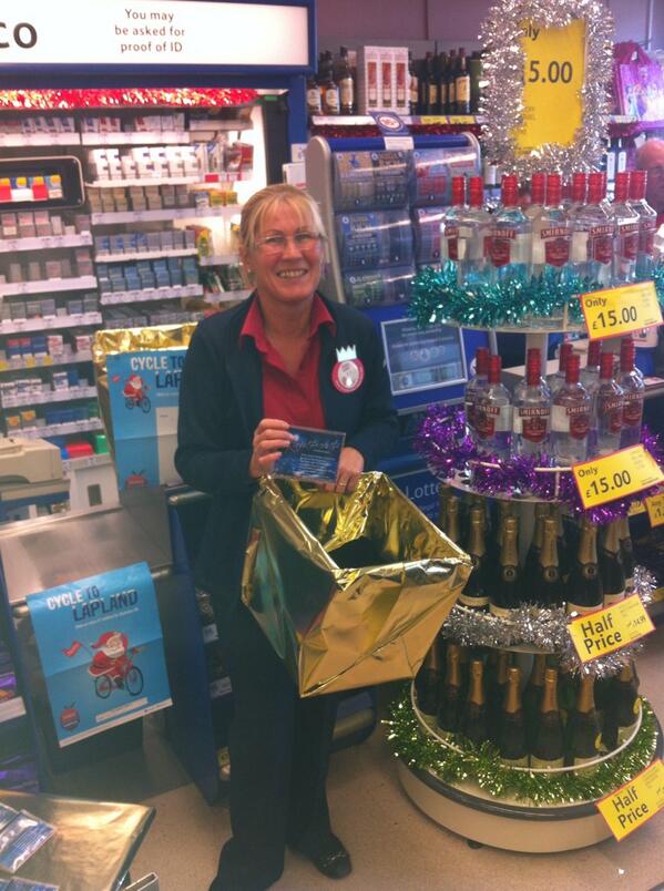 Lesley @ Gosforth staying back after her shift to raise money for diabetes by selling her 'Christmas Dust'.