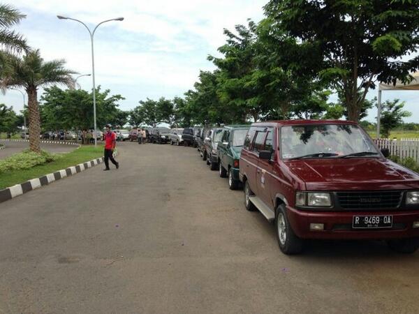 panther_mania's tweet photo. #PMers #jabodetabek siap menghadiri event di #cirebon http://t.co/X1V3p0gE7A