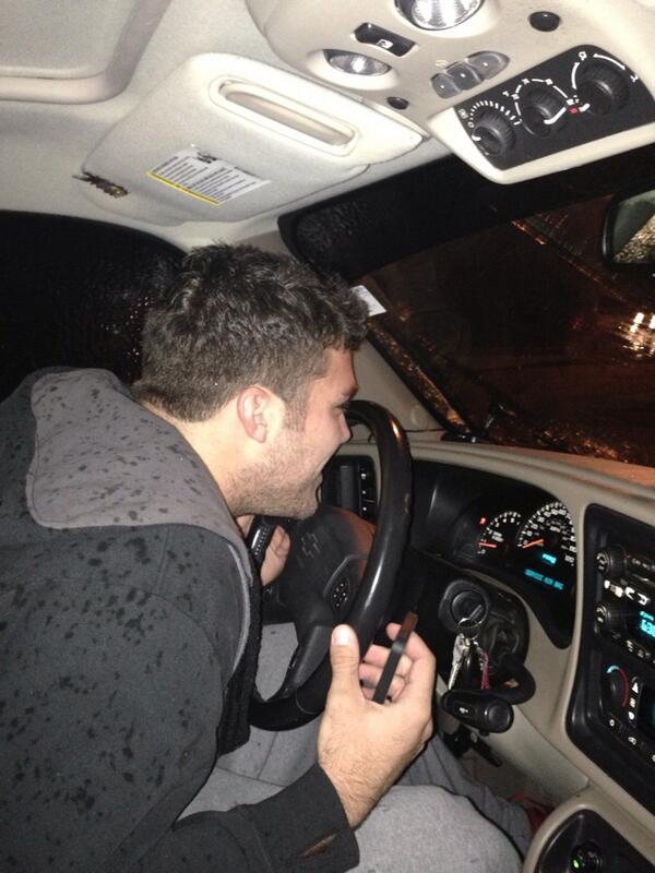 GabeIkard's tweet photo. #IceStormProblems
@B_Bell10 http://t.co/76gXTIjFP5
