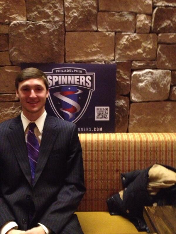 lootprojecta's tweet image. @PhillySpinners #philly @MLUltimate signing event @TapHousePhilly meet defensive cutter @djChalkybeats