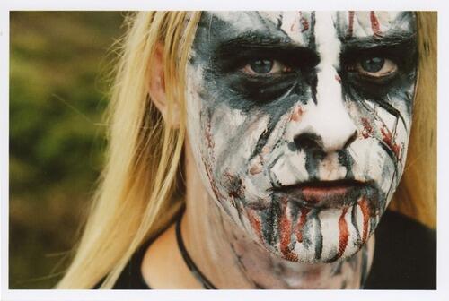 longeimg_bot's tweet photo. Kvitrafn (Wardruna) https://t.co/3xFZZgZzlP