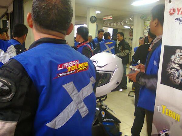 mantap!! RT @sikabayan_anom: <a href="/XeonersSurabaya/">Xeoners Surabaya</a> <a href="/XeonersBandung/">Xeoners Bandung</a> <a href="/xeonerstasik/">Xeoners Tasik</a>
Urban Touring XI kabayananom.blogspot.com/2013/12/urban-…