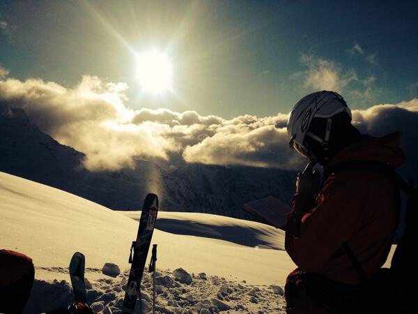 billhourston's tweet photo. Just another day heli-skiing in Blue River! http://t.co/yFfEAL2lPC