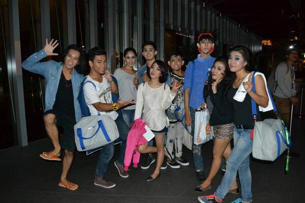 NFVoice_Crew's tweet photo. main ke makasssaarrr yuukkk @sahabaticoniq :') http://t.co/sLL0ga9kmM