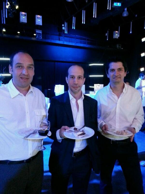 AugusMaspoch's tweet photo. @fluofest  Disfrutando de la#fluofest ! http://t.co/gf1VEz8iRx