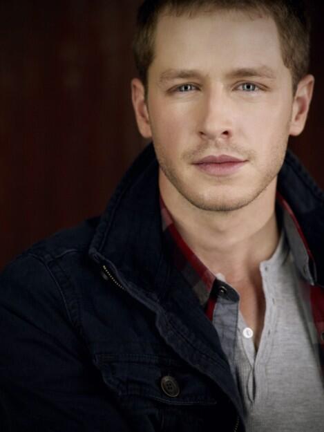 renesmee910's tweet photo. #HappyBirthdayJosh !! @joshdallas http://t.co/rDCqSSrnIH