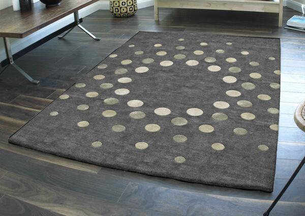 Tarletonfloorst's tweet photo. Don't forget we close THIS Sat at 4pm for Christmas! Last few days to get your new rug for Christmas with 30% OFF http://t.co/uhpEcimtdI