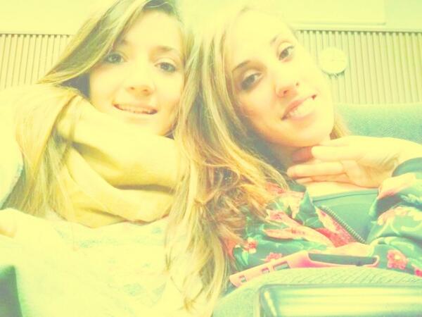 Claudiia_CF's tweet photo. "@MartinaVzquez: @Claudiia_CF puta!❤ http://t.co/AZqFuNE3R8"