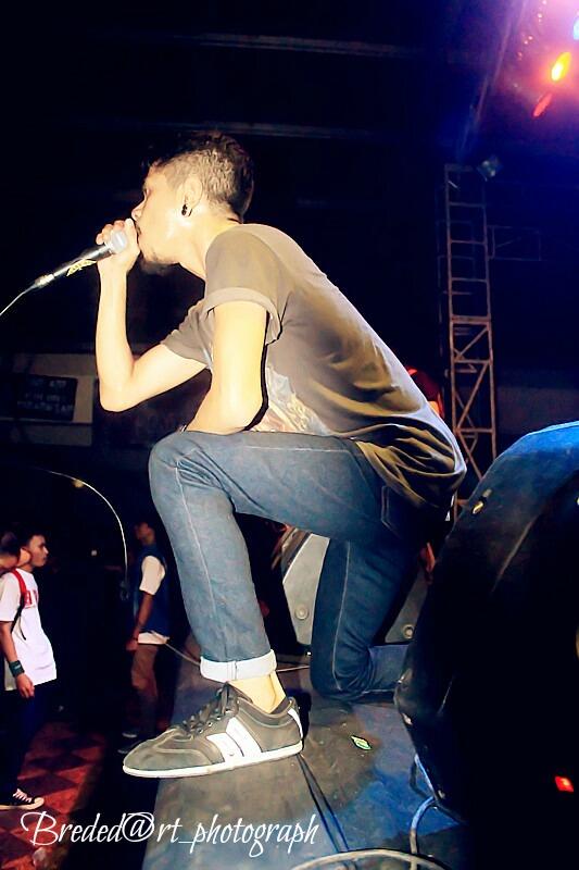 guruh_febrian's tweet photo. @RisingTheFall BLOODY ROCK FEST (CIKARANG) http://t.co/dbs22xao0l