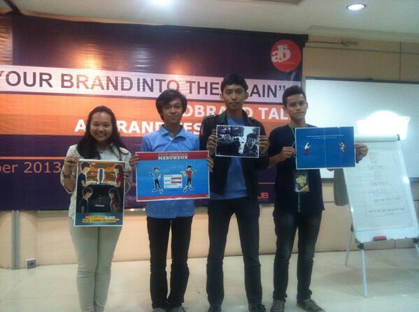 MarcommWeek_UB tweet picture