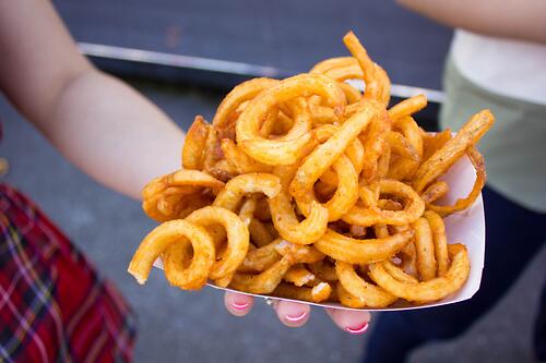 raptri's tweet photo. 😱“@F00DP0RN: Curly Fries #F00DP0RN http://t.co/RsL6ueML3M”