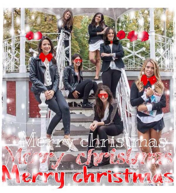 WomenProduction's tweet photo. Women Production os desea #feliznavidad y #feliz2014 por adelantado!!🎅🎄🎁🎉 http://t.co/H05ZSyuN6A