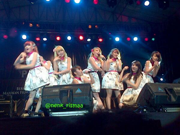 _RynismPALU's tweet photo. #SharePict @Cherrybelleindo at #FFISemarang2013 | 071213 | *tag @Twibi_Official @twibi_lampung @TWIBI_MNDO @TwibiPalu http://t.co/9q6sPZjdL9