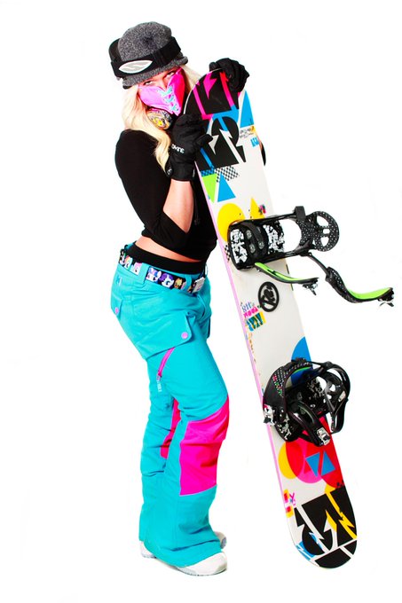 tbt! tis the season! #boarders #snow #snowbunny http://t.co/DeEh3Ze853<a href="/tag/boarders"class="tags">#boarders</a><a href="/tag/snow"class="tags">#snow</a><a href="/tag/snowbunny"class="tags">#snowbunny</a>