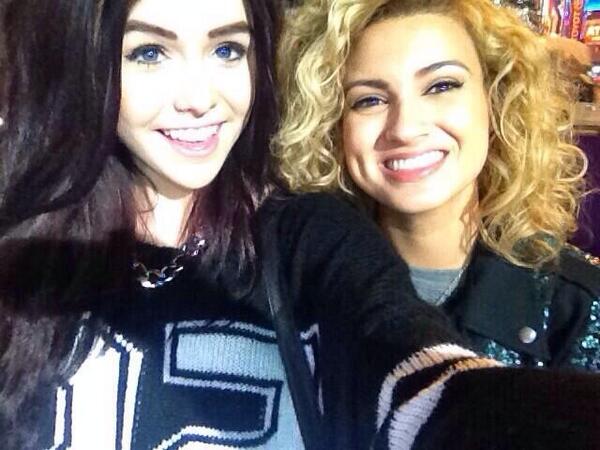 Acacia (@acaciabackupbu) on Twitter photo 