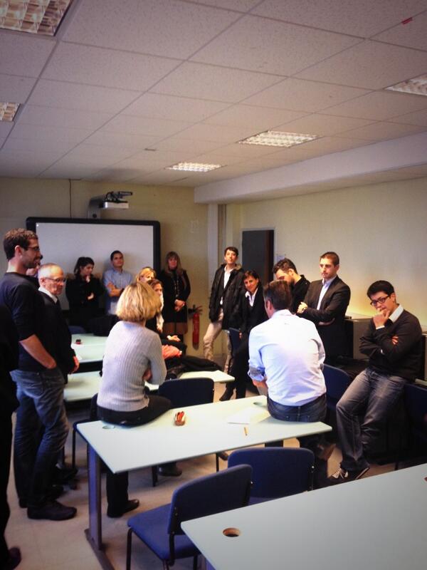 infocreawiz's tweet photo. Débriefing des coachs de la @SUP_lycee ! #lunel http://t.co/CPe1S4ouF8 Bonne préparation !