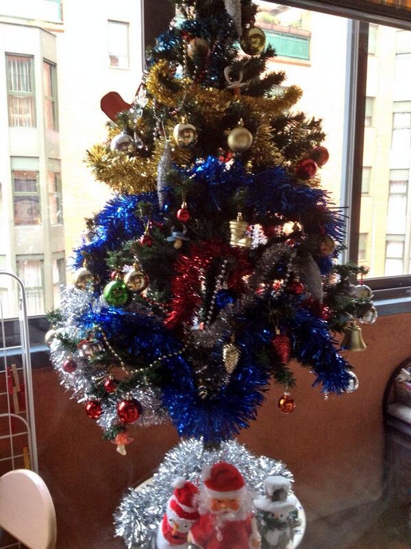 CristyG92's tweet photo. Empieza la Navidad! :) @EduM92 http://t.co/3OMWPBI7wj