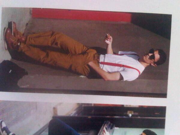 science5_14's tweet photo. Buat tanggal 27 cowonya bisa niru gaya ini nih boleh juga hehehe ☺☺ http://t.co/uek3qHEqxo
