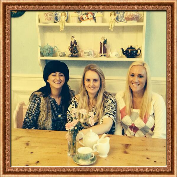 Loulinhawk7's tweet photo. Afternoon tea with @JTyso @Jental7 👭☕️💋 in Annie's Tea Rooms Crosby http://t.co/Z7RIAI9zzs