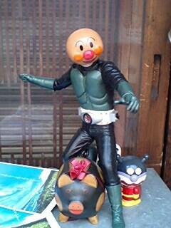 2414Yuki's tweet photo. だれやねんこれ作ったの？豚の貯金箱かわいいｗｗ http://t.co/5RqUtBmuBp