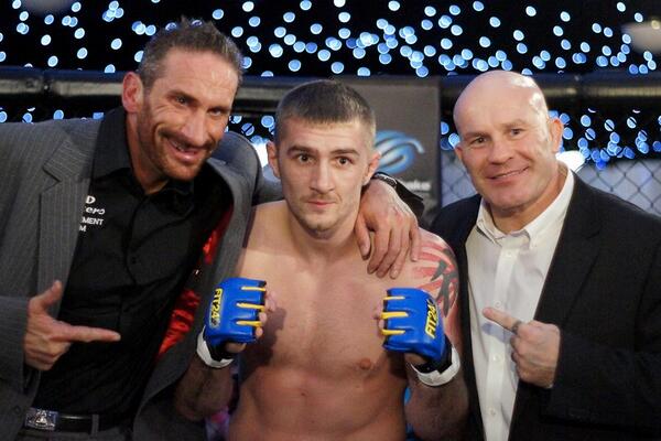 UFC: Introducing @DannyAranha: AKA 'The Cheesecake Assassin', by <a href="/JayFurnessMMA/">Jay Furness</a> bit.ly/1gIMlrk #btsport