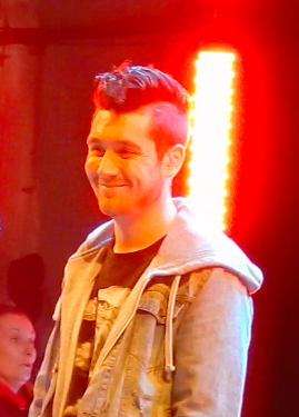 locolife_'s tweet photo. Dan being absolutely adorable @BASTILLEdan http://t.co/5GqyTsafHN