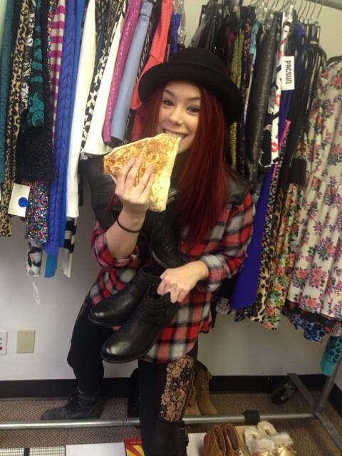 JillianRoseReed's tweet image. So excited about @TacoBell&apos;s new Grilled Stuft Nacho cuz I can eat it while I&apos;m in my #awkward fitting! #doingstuff