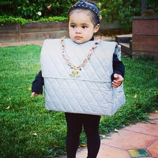 RajshreePathy's tweet photo. A friend sent her baby in this highly original dress for the Haloween party! http://t.co/THGVZUrnSE