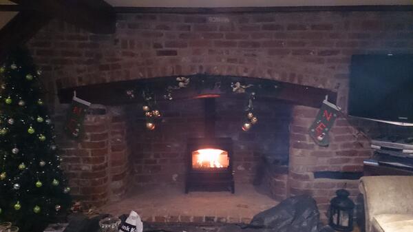 ActfastSm's tweet photo. Lovely 7kwesse stove from the lovely Melanie at Frank keys home solutions in Arnold notts http://t.co/jmG4ykPLfC