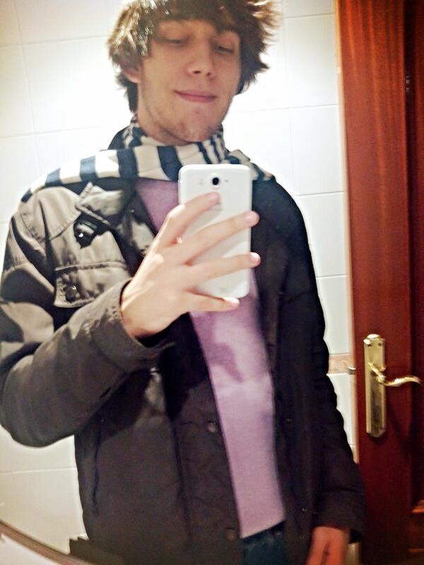 DavidDrop_ tweet picture