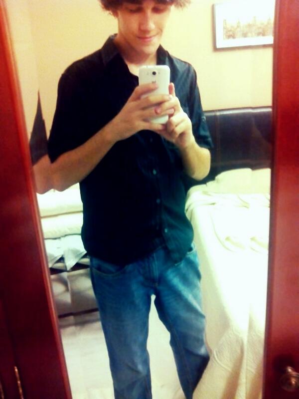 DavidDrop_ tweet picture