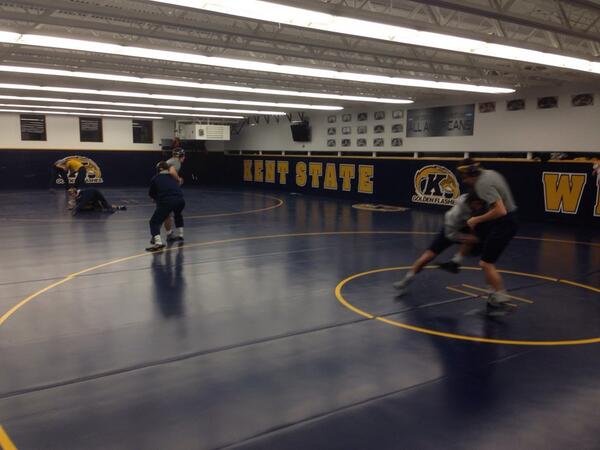 Guys r gettin ready..... we start in 35 minutes ...@KentStWrestl