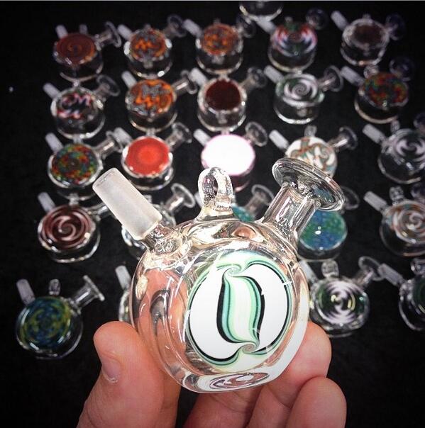 HighTechGlass's tweet image. Check out our newest piece #hightechglass #americanmadeglass #pendant #glasspendant