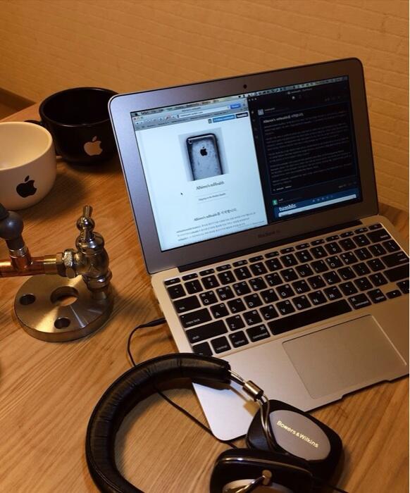 hackthedot's tweet image. Air 11 + Tublme = Ultimate Blogging Machine #albireo_pb